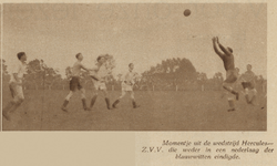 874497 Afbeelding van een spelmoment uit de voetbalwedstrijd tussen Hercules (Utrecht) en Z.V.V. (Zaandijk), op het ...